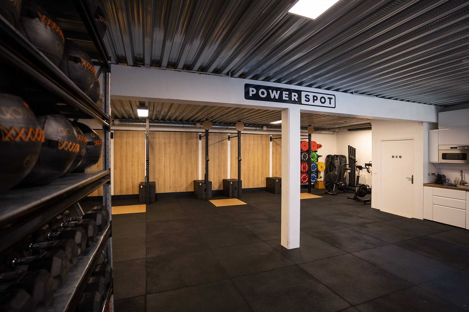 powerspot-salle-rez-de-chaussee-2